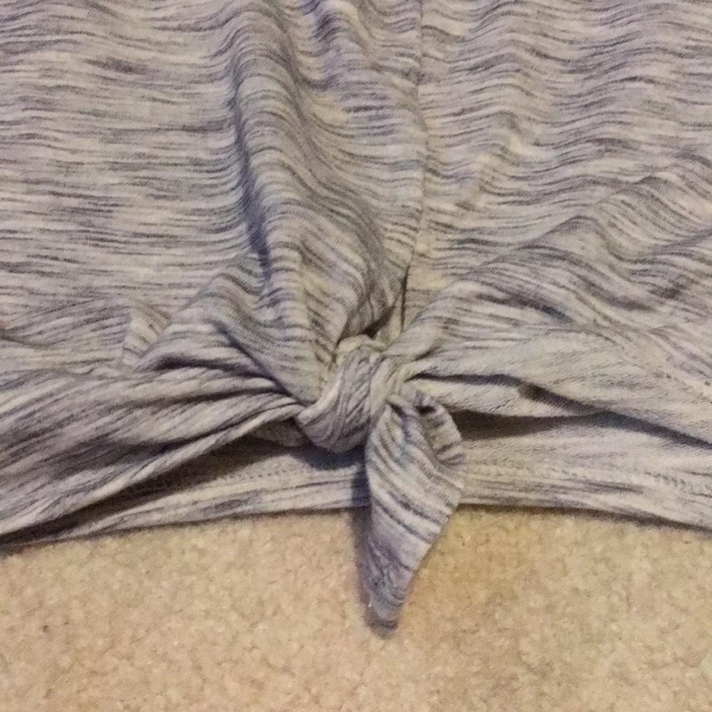 Grey Tank Top - Picture 3 of 3